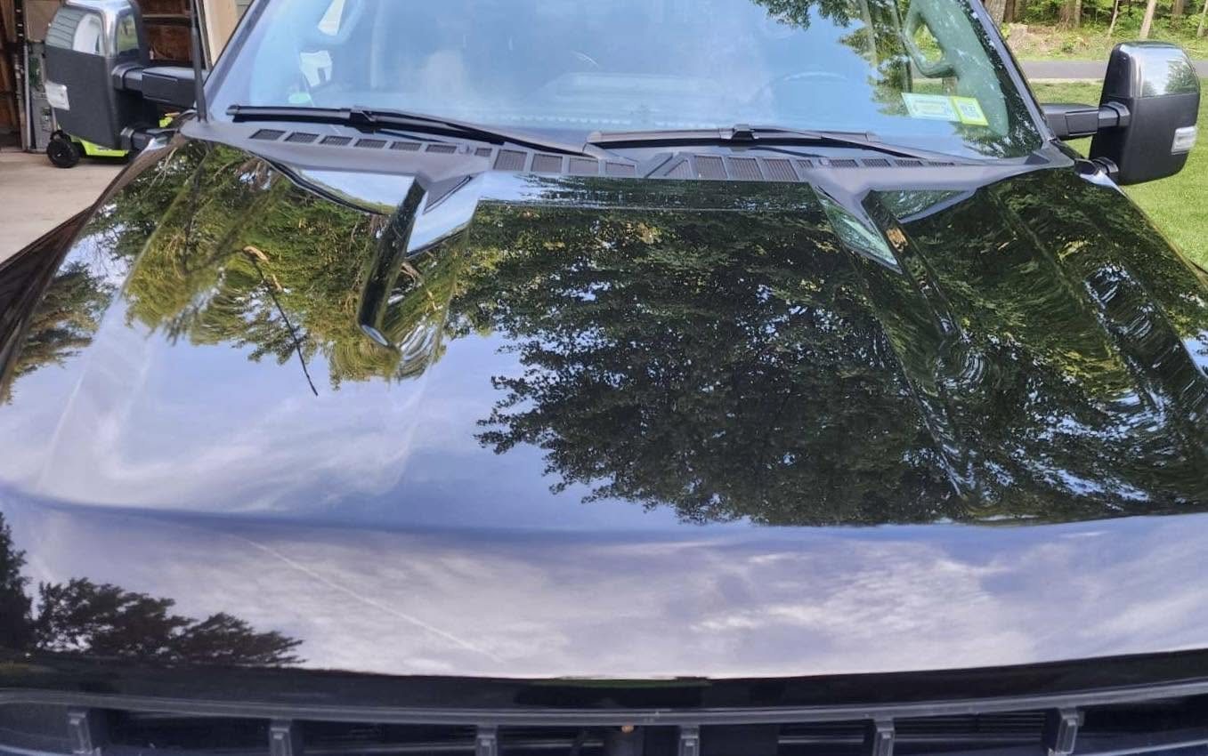 Glossy corrected hood reflection
